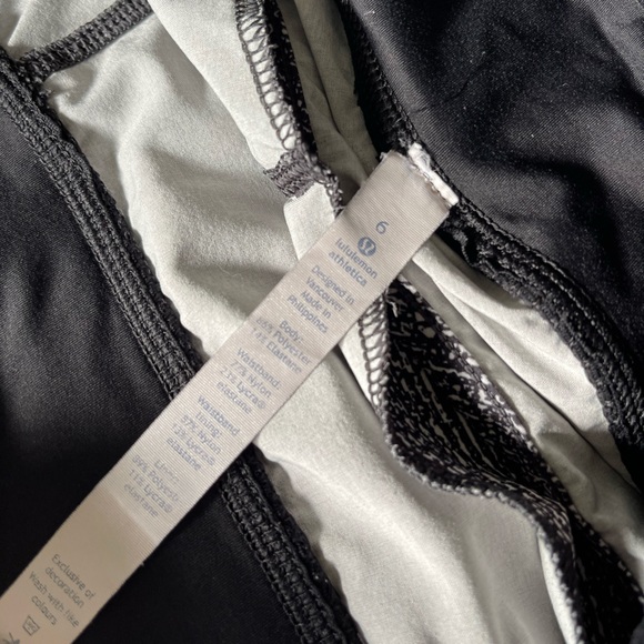 Lululemon Speed Up Shorts Unlined 2.5” - Picture 4 of 4